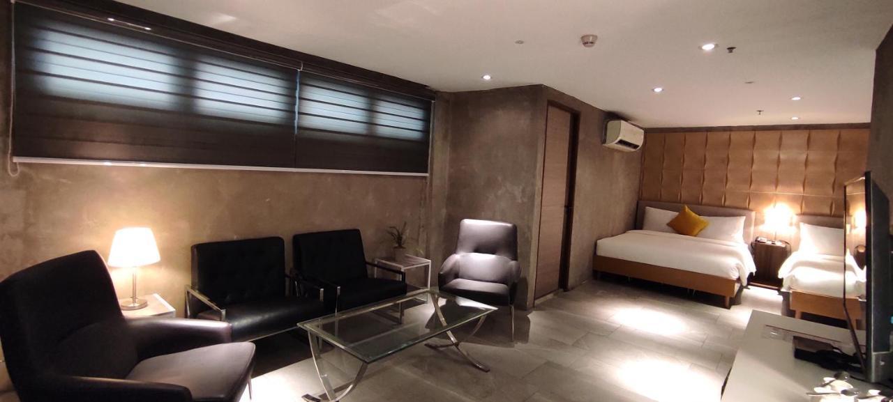 City Park Hotel Residences Taguig Kültér fotó