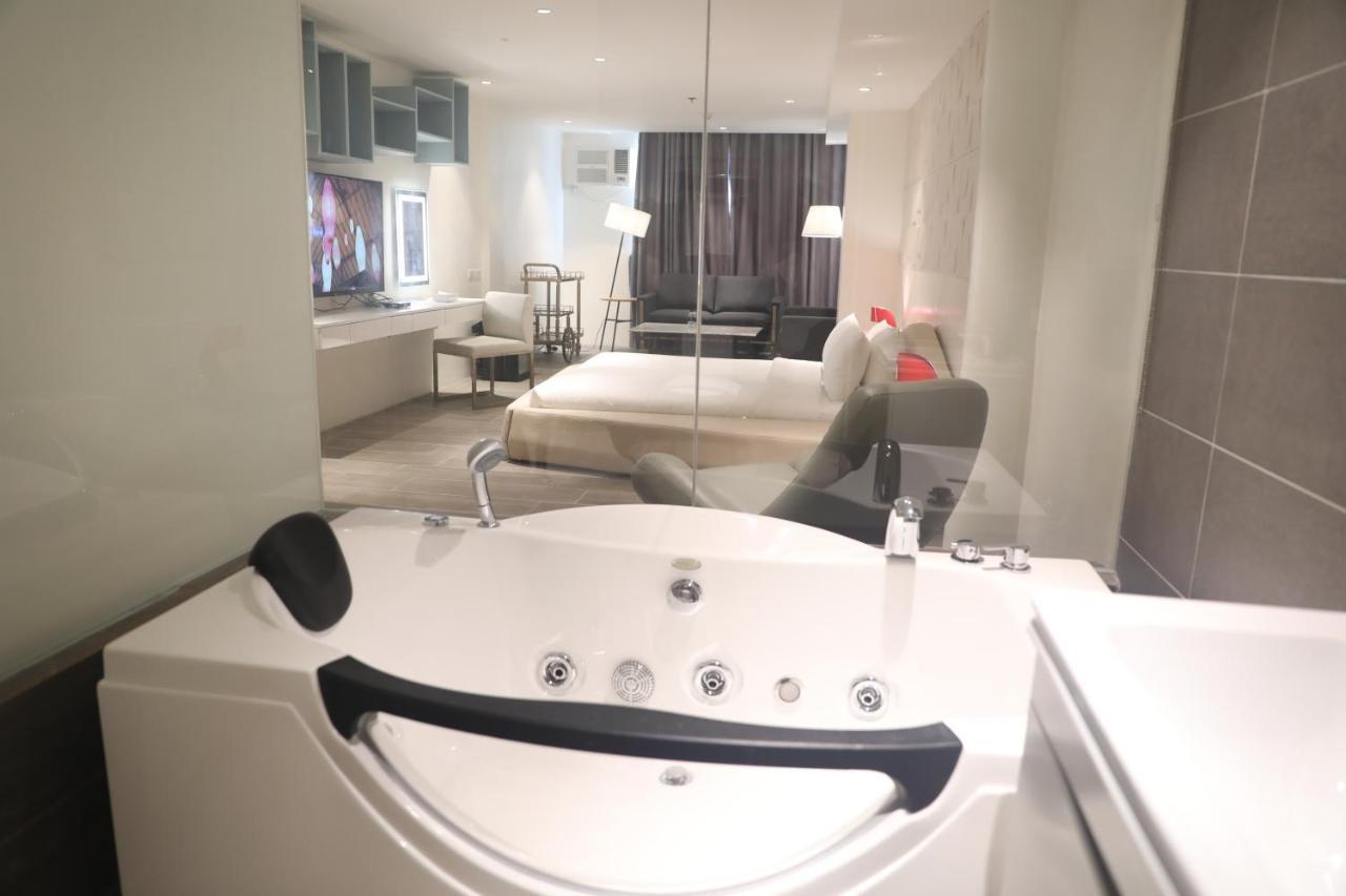 City Park Hotel Residences Taguig Kültér fotó