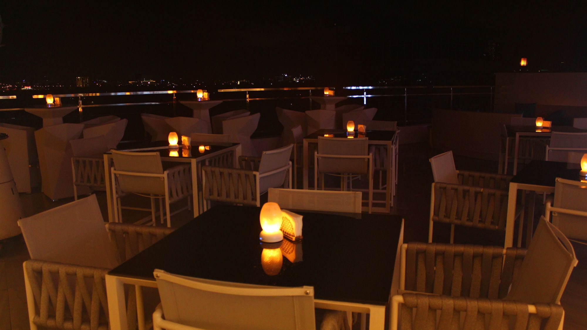 City Park Hotel Residences Taguig Kültér fotó
